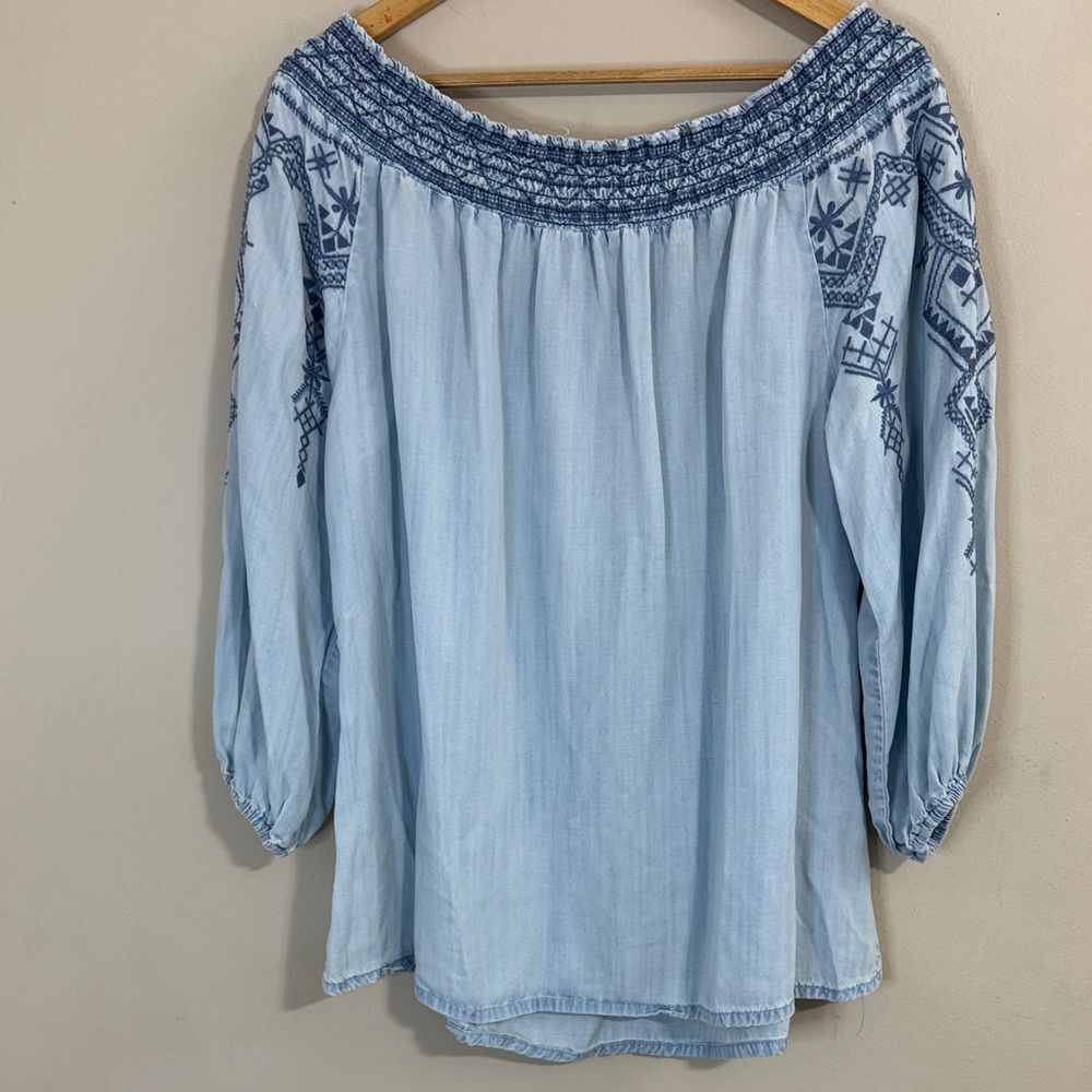 Reba Off the Shoulder Embroidered Women's Chambray Top size XL Southwestern Boho - Picture 2 of 10